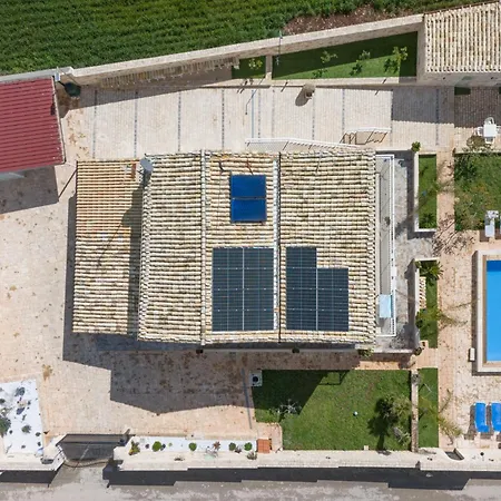 Arjana Appartement Camemi
