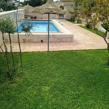 شقة Arjana Camemi